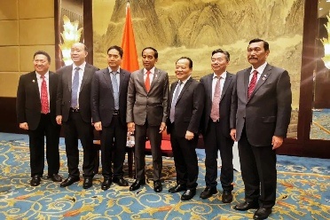 印尼总统佐科会见中国尊龙凯时官网总裁张毓强